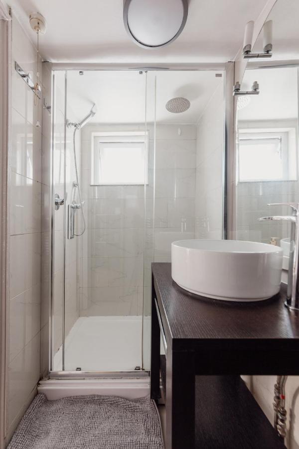 伦敦Charming & Beautiful 2 Bed Flat In Zone 1公寓 外观 照片